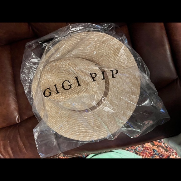 🏝️Gigi-Pip‎ Fedora with attached band🏝️ - Picture 4 of 10